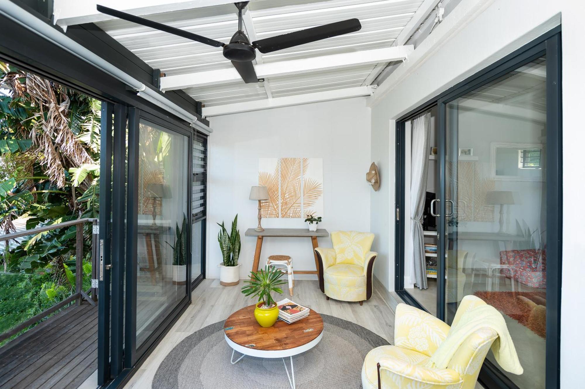 The Beach Bungalow Durban Buitenkant foto